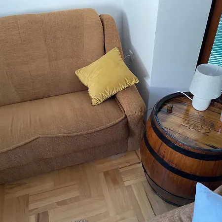 Zlatiborski Konaci, K15-8 Apartman Zlatibor