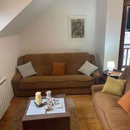 Zlatiborski Konaci, K15-8 Apartman *